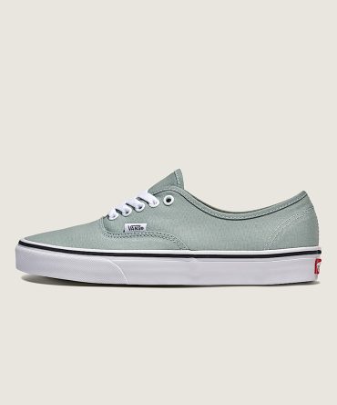 Authentic Shoe VN000D7YEPO