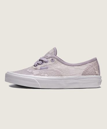 Authentic Shoe VN000D8BUUI