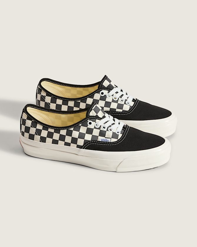 Premium Authentic Checkerboard Shoe VN000EBN1O7 - Image 3