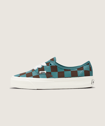 Premium Authentic Checkerboard Shoe VN000D5KERD