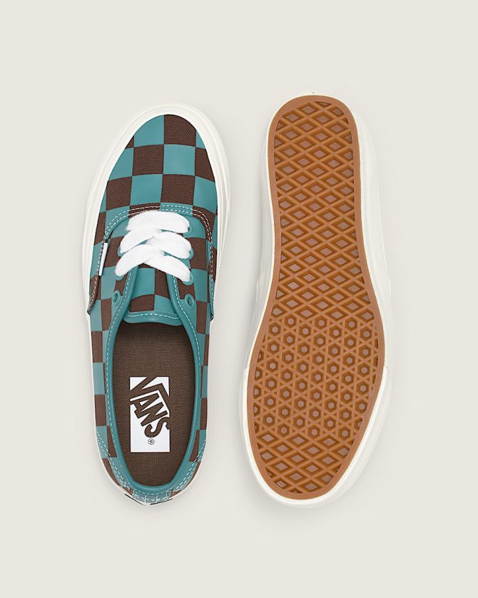 Premium Authentic Checkerboard Shoe VN000D5KERD - Image 3