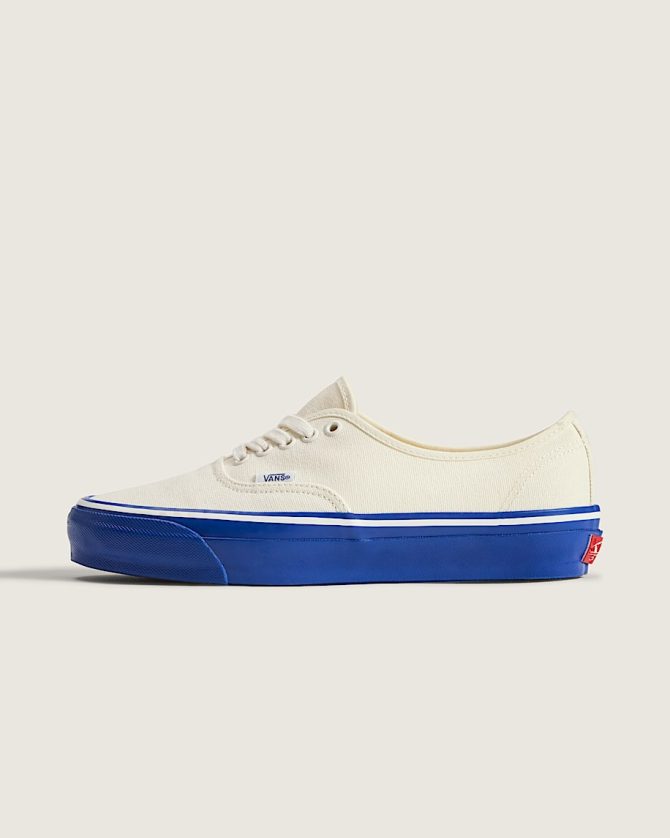 Premium Authentic Duck Canvas Shoe VN000EBNZ5D