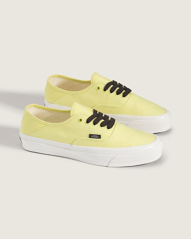 Premium Authentic Kickdown Shoe VN000DA66JL - Image 2