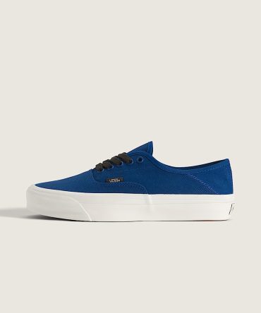 Premium Authentic Kickdown Shoe VN000DA67WM