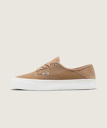 Premium Authentic Kickdown Shoe VN000D4YBKQ