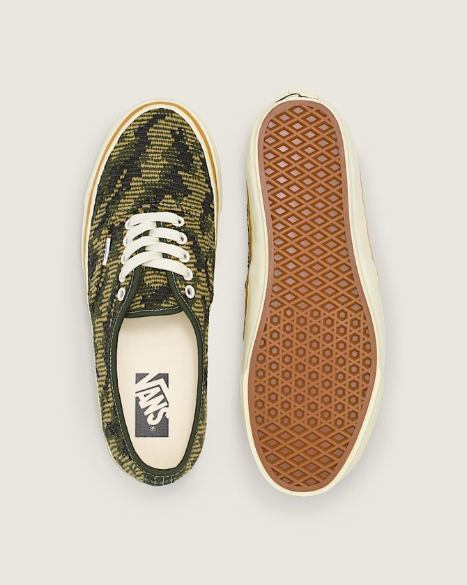 Premium Authentic Shoe VN000D5K18S - Image 3