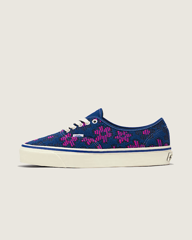 Premium Authentic Shoe VN000D5K7WM