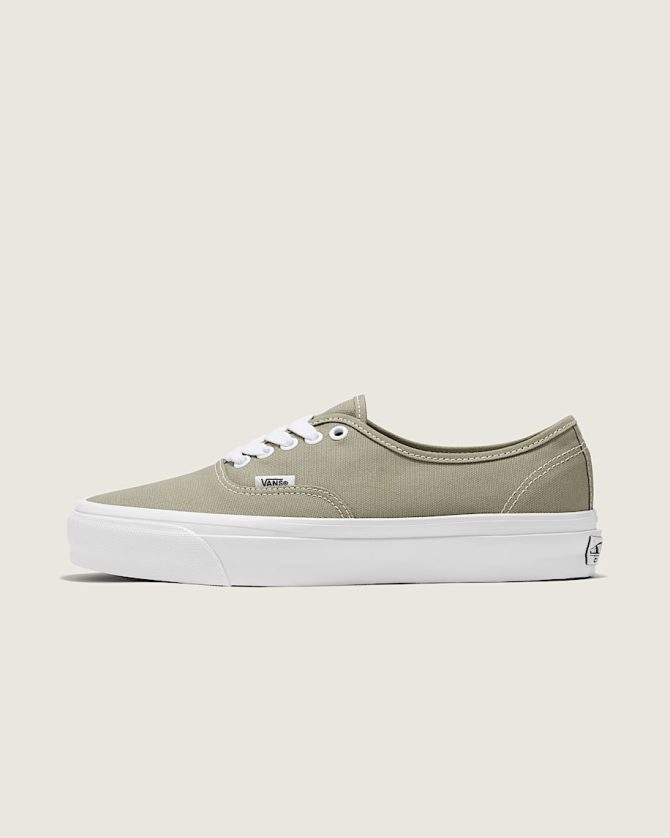 Premium Authentic Shoe VN000D5KYKD