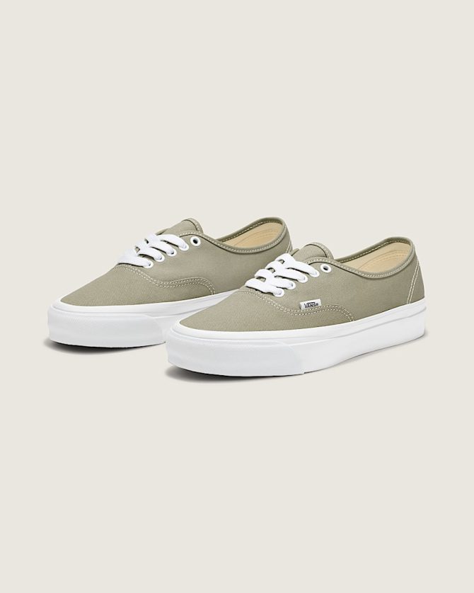 Premium Authentic Shoe VN000D5KYKD - Image 2