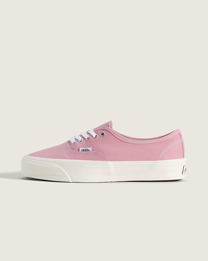 Premium Authentic Shoe VN000D9NEN7