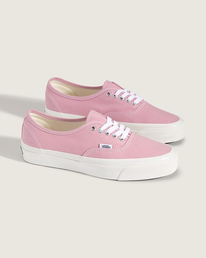 Premium Authentic Shoe VN000D9NEN7 - Image 2