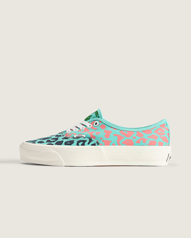 Premium Authentic Shoe VN000EBNGLF