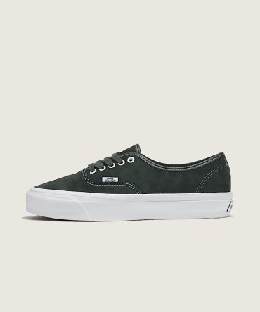 Premium Authentic Suede Shoe VN0007QZPRM